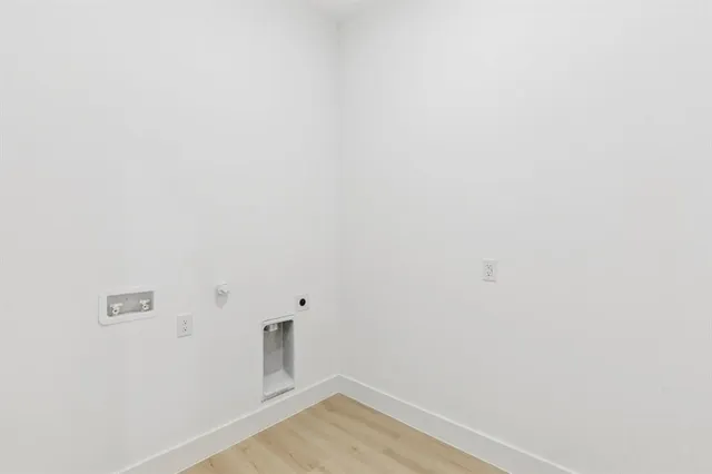 $399,999 | 1235 Cedardale Road, Lancaster, TX 75134