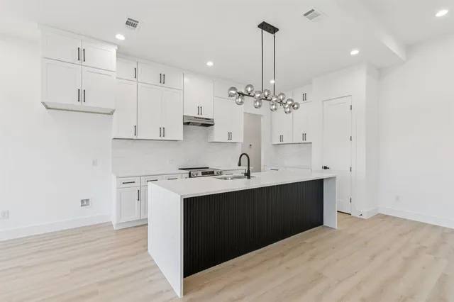 $399,999 | 1235 Cedardale Road, Lancaster, TX 75134