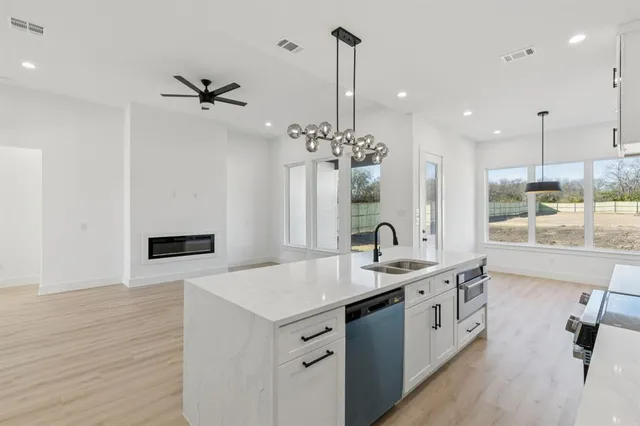 $399,999 | 1235 Cedardale Road, Lancaster, TX 75134