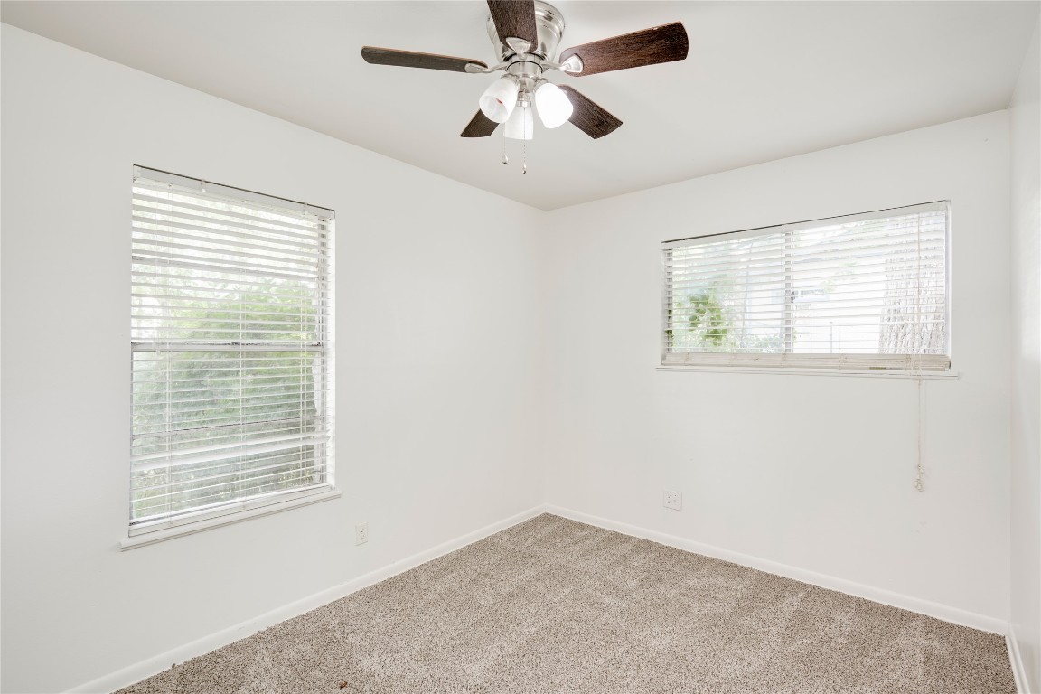 809 Neans Drive Austin, TX 78758 - Photo 4 of 40