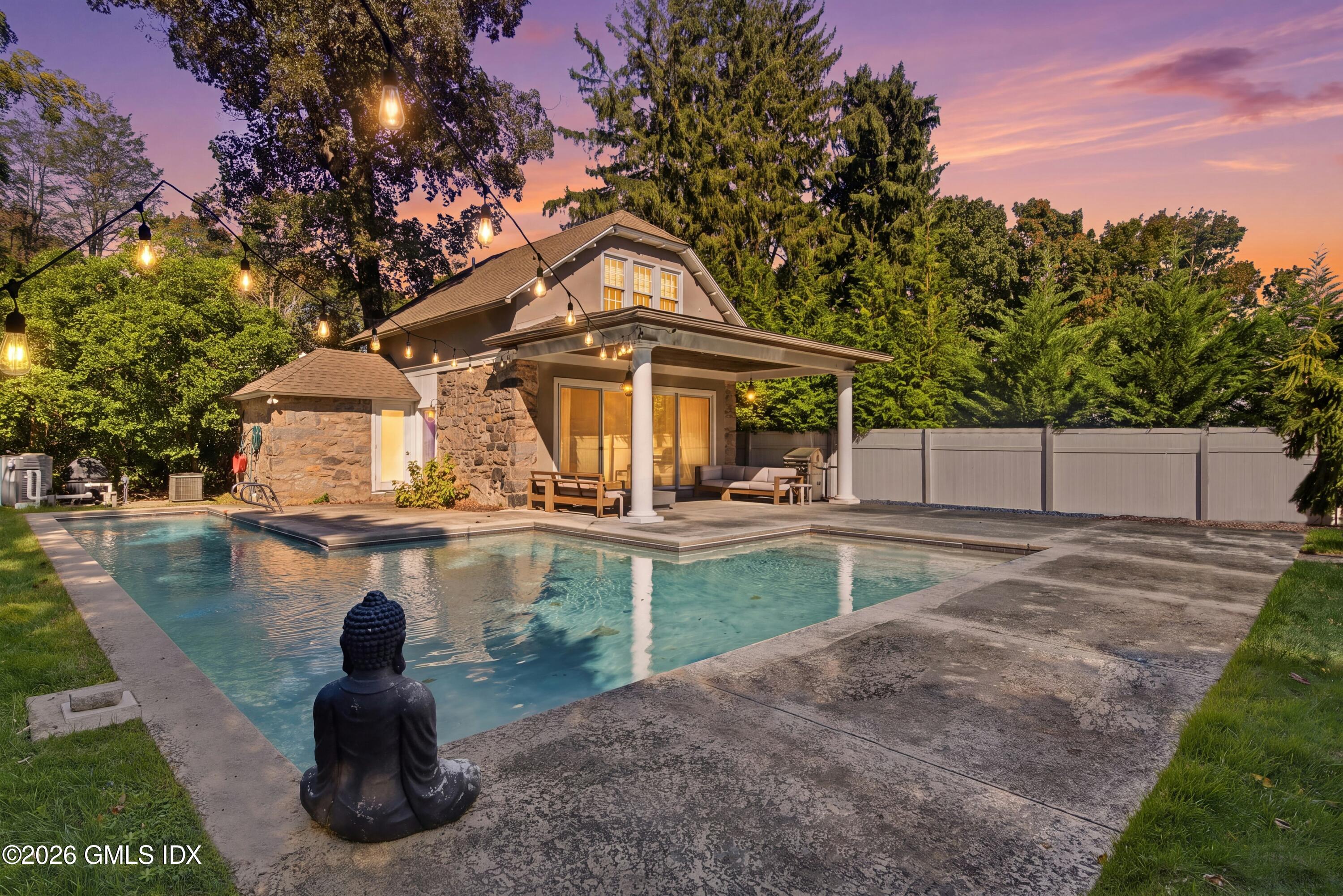 253 Shore Road Greenwich, CT 06830 - Photo 22 of 29 031-497186-497186_288_twilight