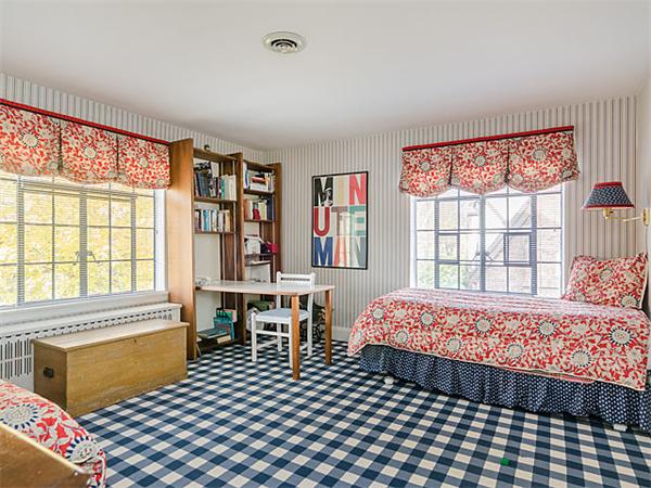 51 Gralynn Road Newton, MA 02459 - Photo 11 of 18
