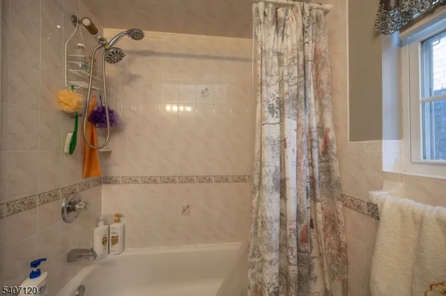 $849,000 | 310 1st Avenue, Elizabeth Port, NJ 07206