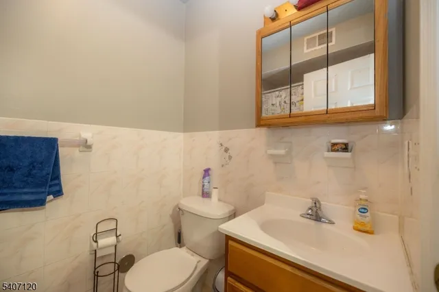 $849,000 | 310 1st Avenue, Elizabeth Port, NJ 07206