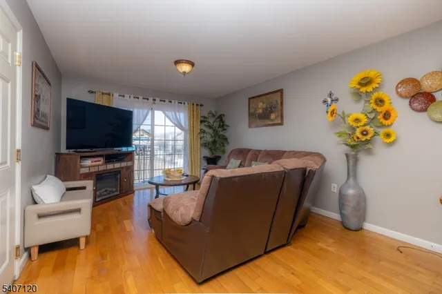 $849,000 | 310 1st Avenue, Elizabeth Port, NJ 07206