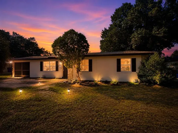 $2,200 | 131 Sparrow Avenue, Sebring, FL 33870