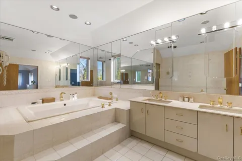 $1,595,000 | 174 Lawrence Avenue, Eastchester, NY 10709