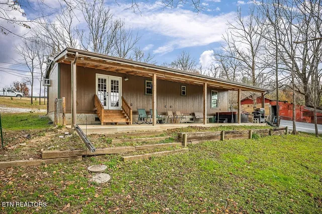 $350,000 | 301 West Everett Street, Sparta, TN 38583