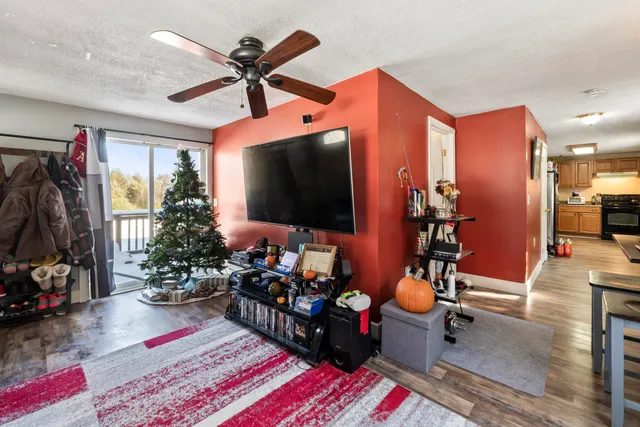 $169,000 | 1025 Nh Route 11, Unit 2B, Farmington, NH 03835