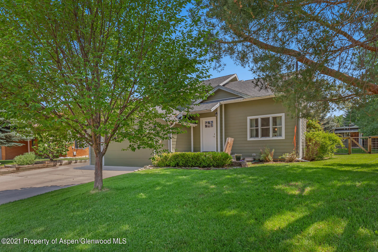 660 Surrey Road Carbondale, CO 81623 - Photo 1 of 1 Front of House