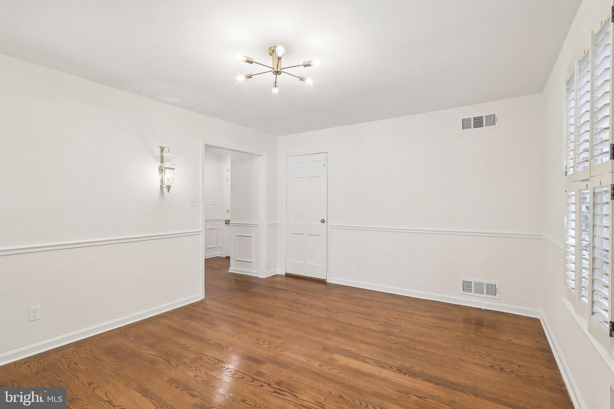 4405 Boxwood Road Bethesda, MD 20816 - Photo 14 of 58 Dining Room