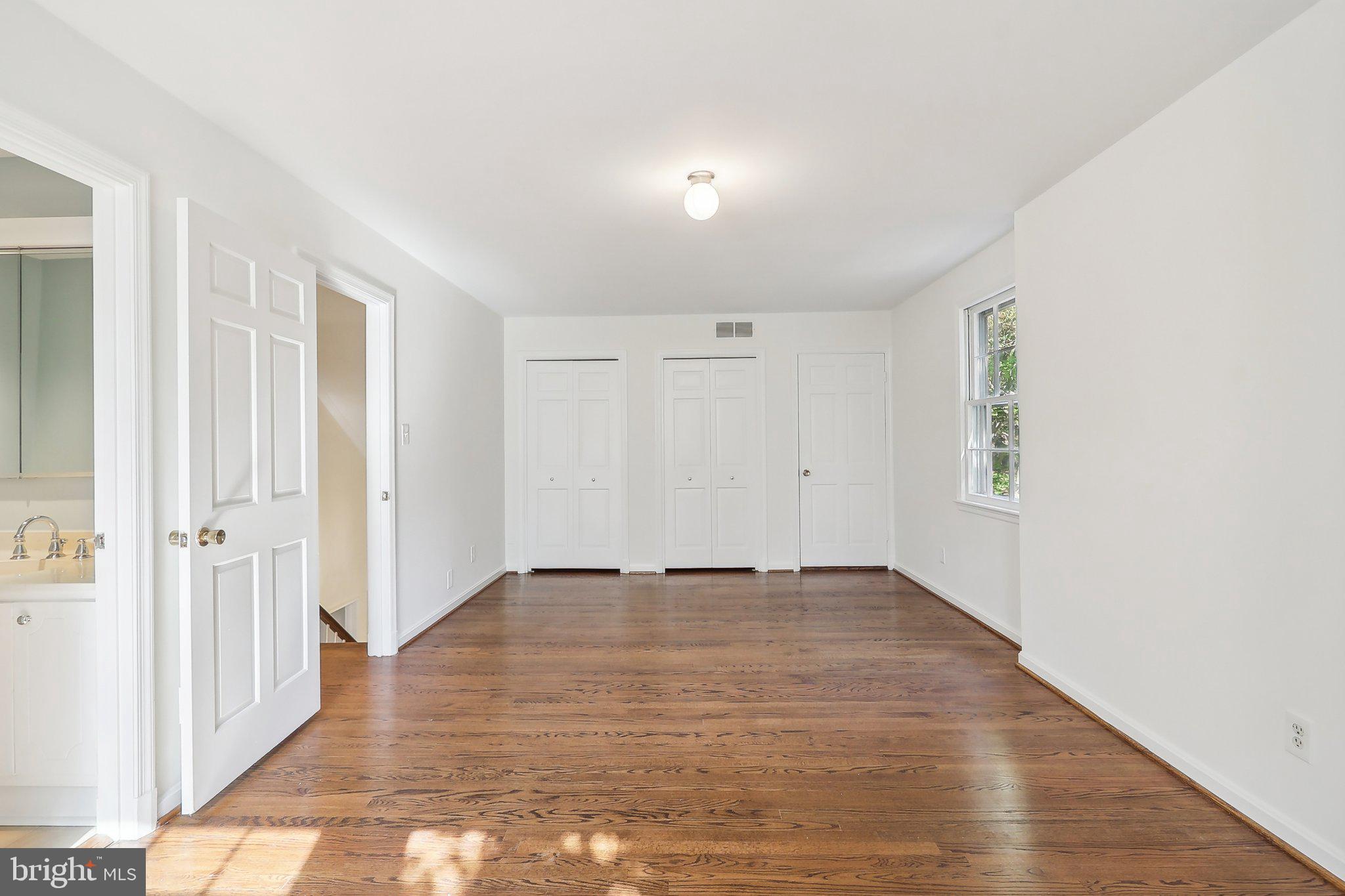 4405 Boxwood Road Bethesda, MD 20816 - Photo 27 of 58 Upper Bedroom 1