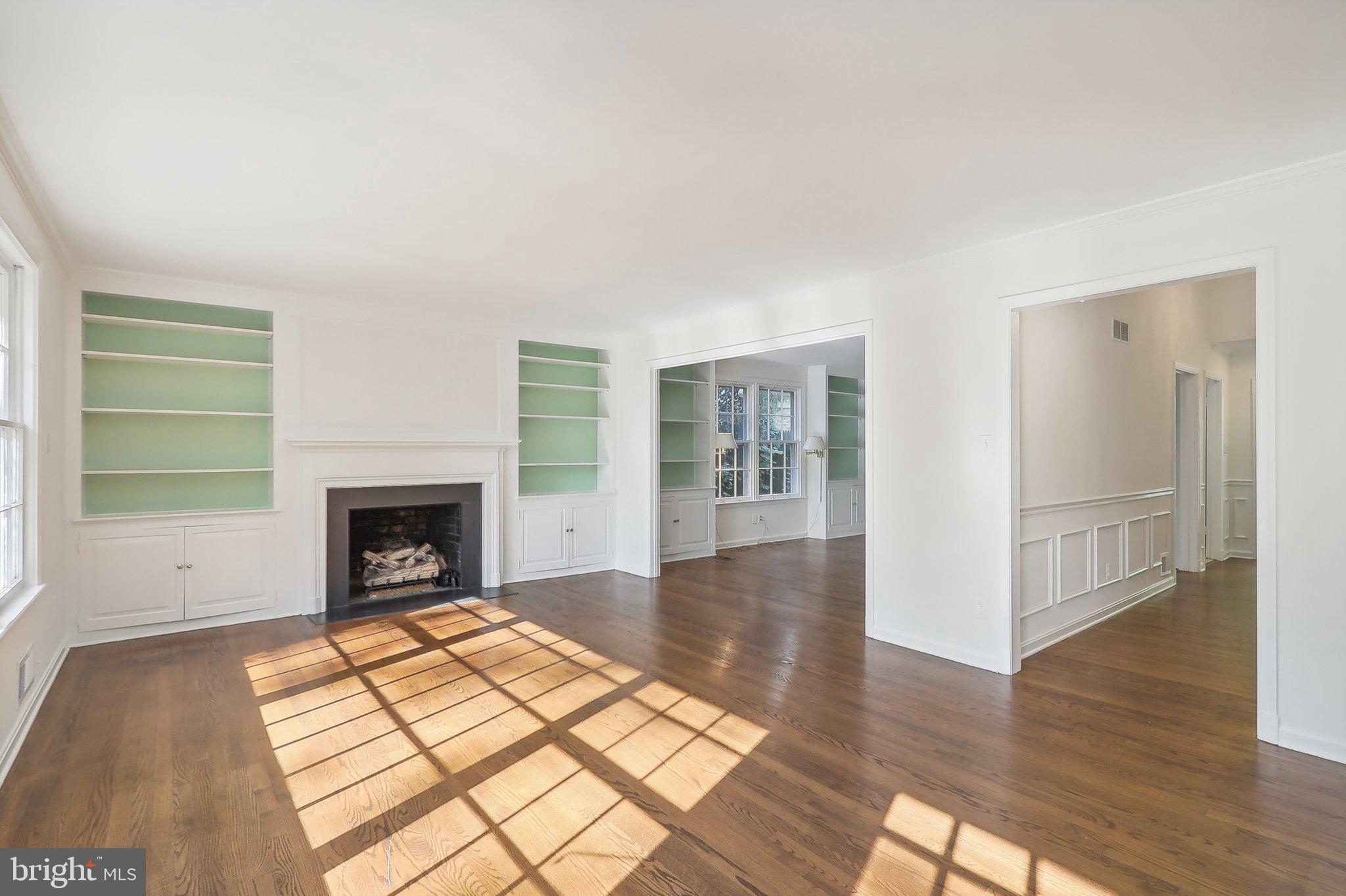 4405 Boxwood Road Bethesda, MD 20816 - Photo 8 of 58 Living Room
