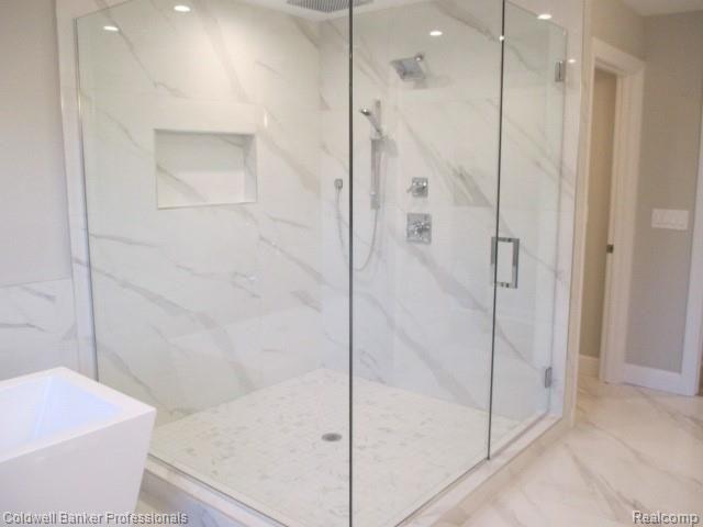 2350 Yorkshire Road Birmingham, MI 48009 - Photo 30 of 57 IMG_0156.JPG
