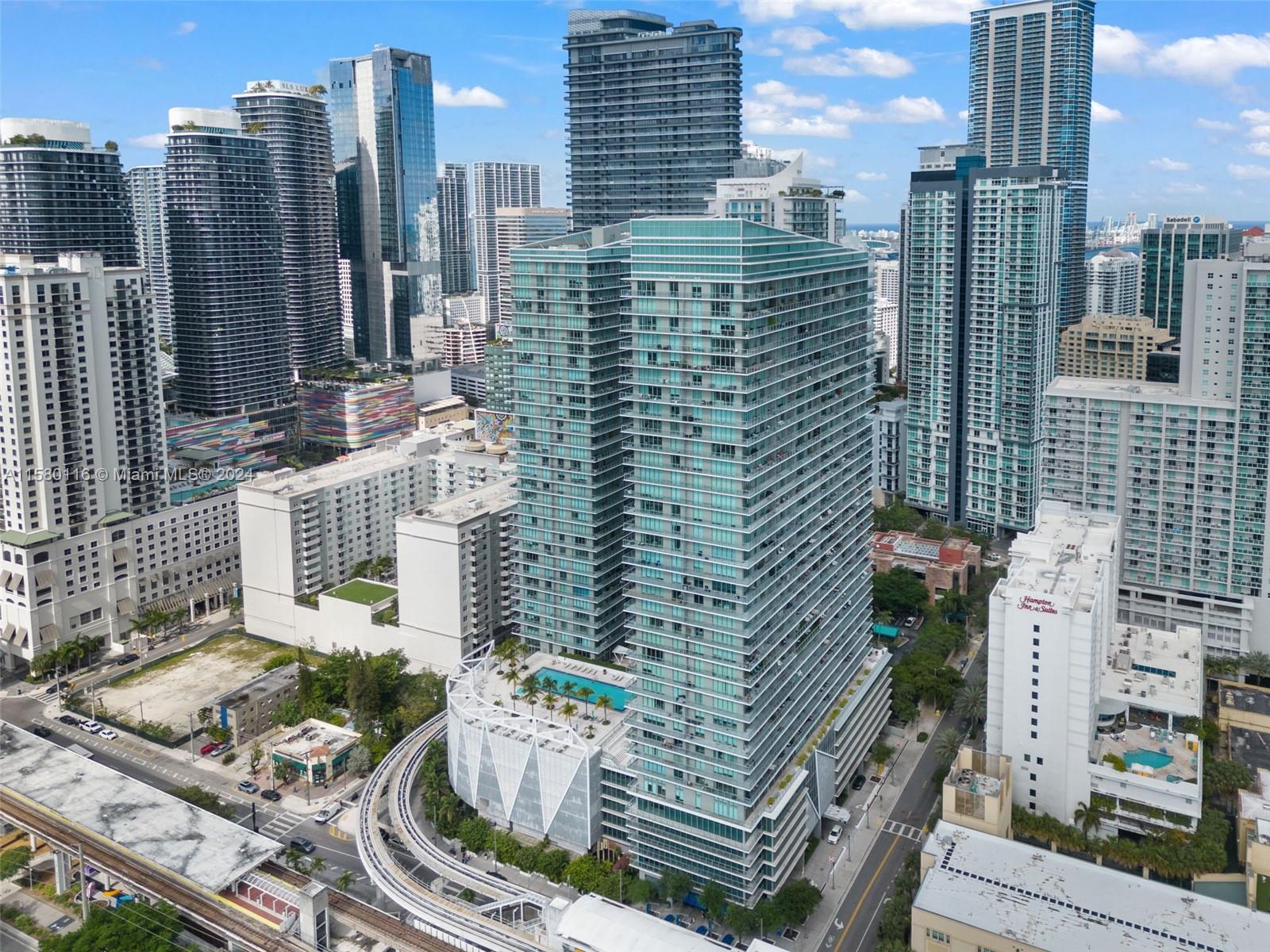 79 Southwest 12th Street, Unit 2204S Miami, FL 33130 - Photo 28 of 40