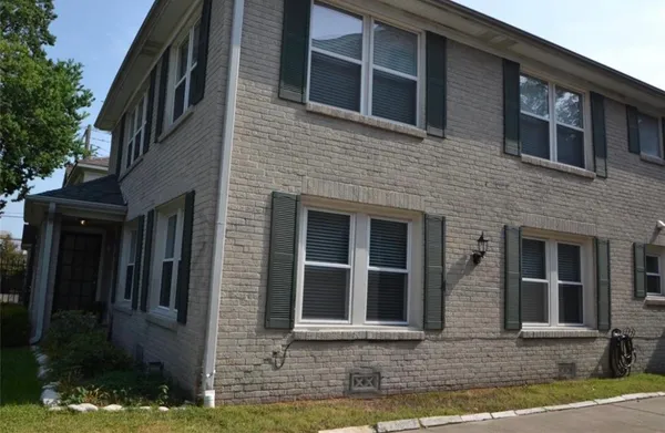 $2,395 | 1505 McDuffie Street, Houston, TX 77019