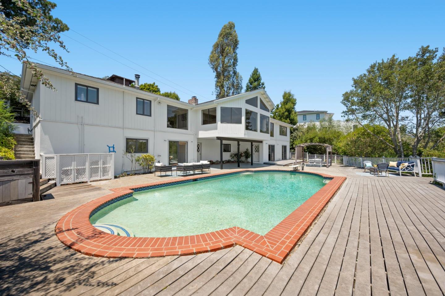 1407 Carlton Road Hillsborough, CA 94010 - Photo 29 of 113