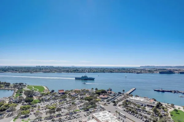 $9,495 | 700 West Harbor Drive, Unit 2902, San Diego, CA 92101