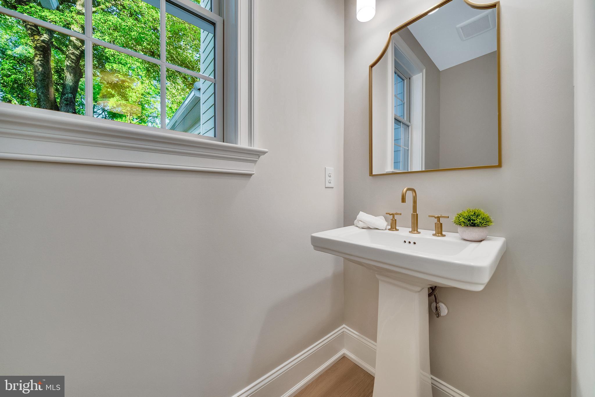 1343 Thomas Road Wayne, PA 19087 - Photo 45 of 104