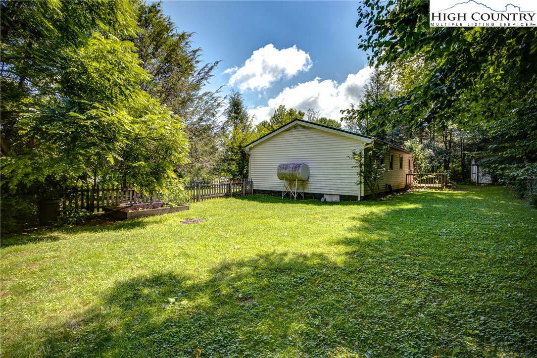296 Hardaman Circle Boone, NC 28607 - Photo 4 of 27 Gallery Image 4