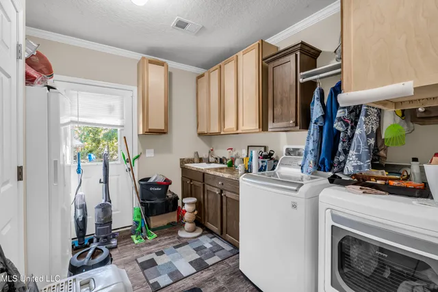 $389,900 | 17990 Cuevas Road, Kiln, MS 39556