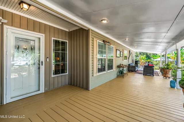 $389,900 | 17990 Cuevas Road, Kiln, MS 39556