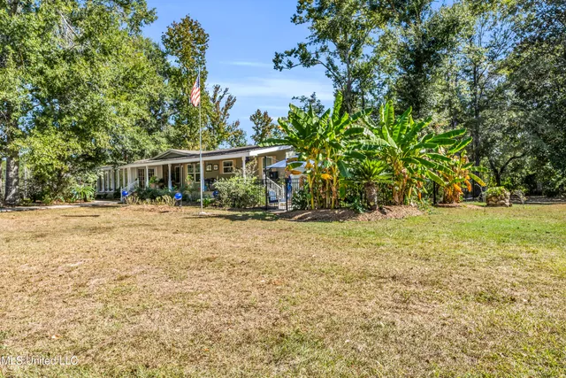 $389,900 | 17990 Cuevas Road, Kiln, MS 39556