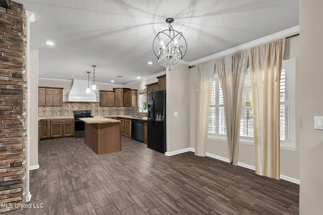 $389,900 | 17990 Cuevas Road, Kiln, MS 39556