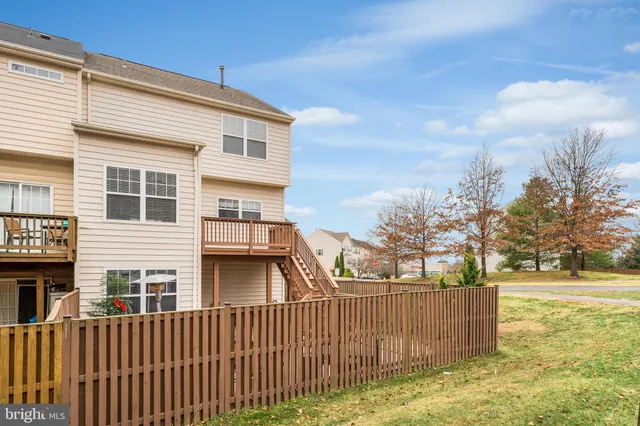 $3,400 | 43792 Sunset Terrace, Ashburn, VA 20147