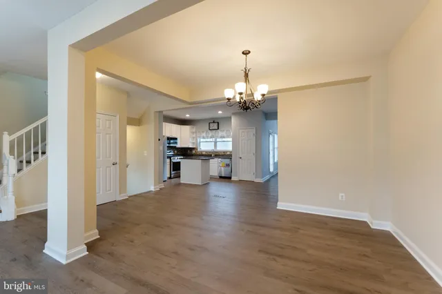 $3,400 | 43792 Sunset Terrace, Ashburn, VA 20147