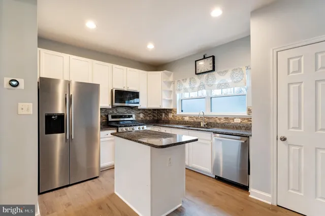 $3,400 | 43792 Sunset Terrace, Ashburn, VA 20147