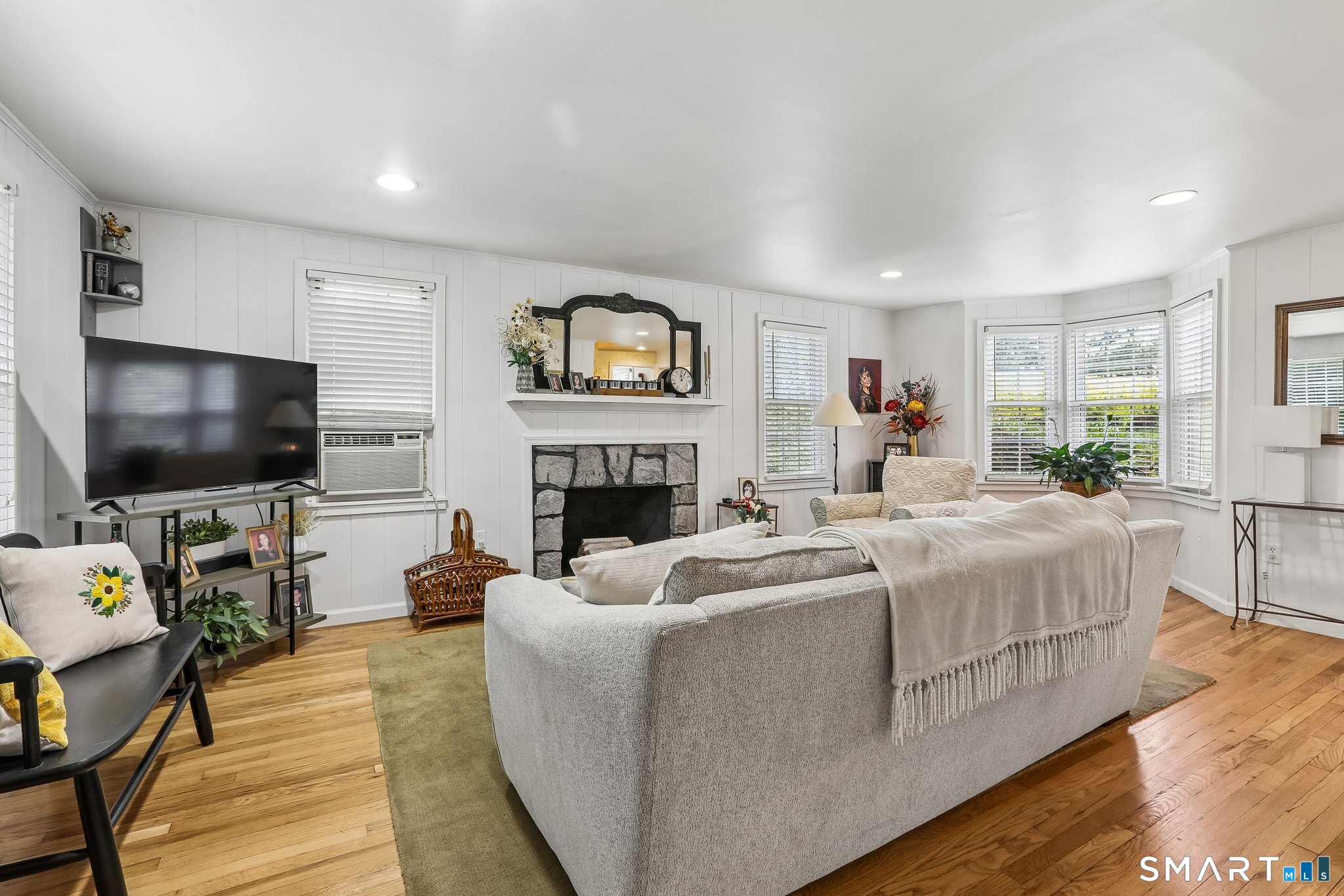 94 Obtuse Road South Brookfield, CT 06804 - Photo 6 of 40 Gallery Image 6