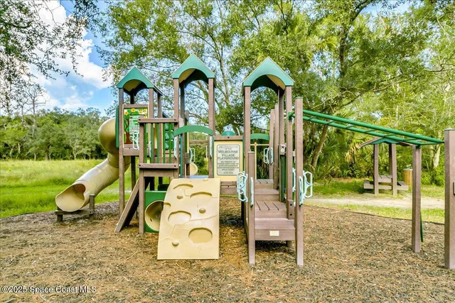 $446,000 | 544 South Wildwood Lane, Melbourne Village, FL 32904