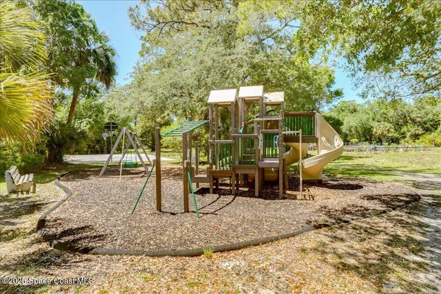 $446,000 | 544 South Wildwood Lane, Melbourne Village, FL 32904