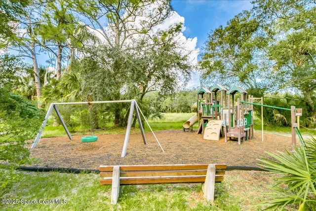 $446,000 | 544 South Wildwood Lane, Melbourne Village, FL 32904