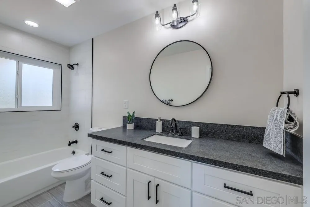 11366 Meadow View Road El Cajon, CA 92020 - Photo 14 of 24 Gallery Image 14