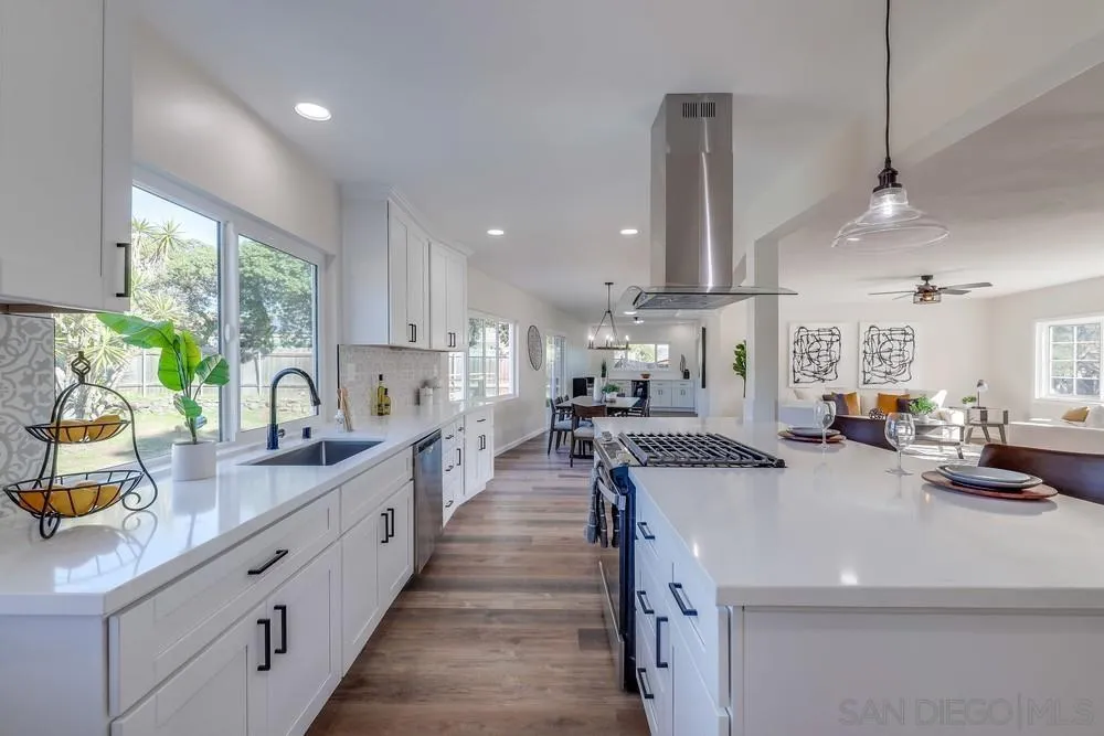11366 Meadow View Road El Cajon, CA 92020 - Photo 10 of 24 Gallery Image 10