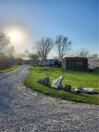 $27,000 | 1 Linn Woods Lane, Linn Valley, KS 66040