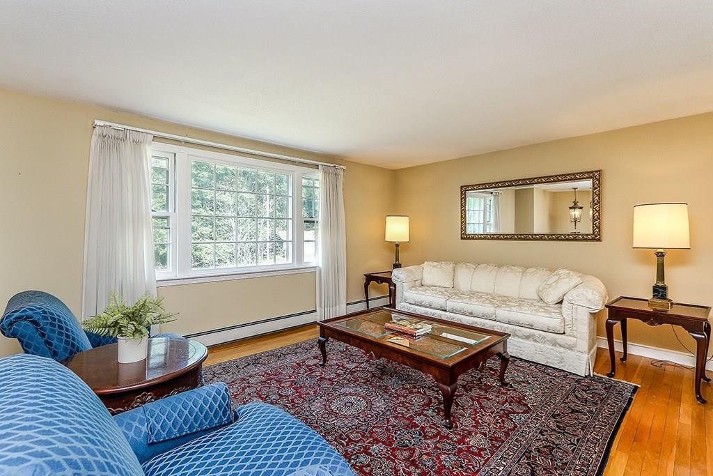 3 Stacey Road Norfolk, MA 02056 - Photo 4 of 42 Gallery Image 4