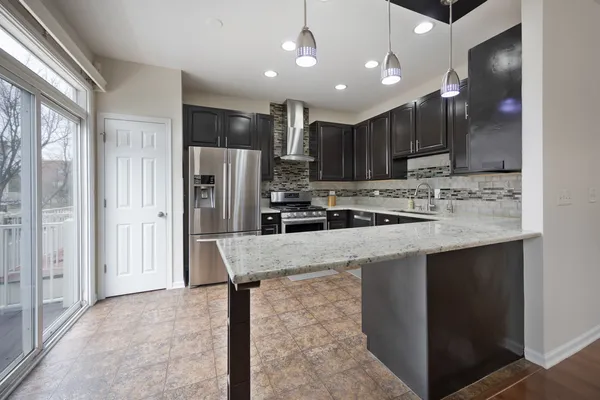 $449,000 | 4188 Milford Lane, Aurora, IL 60504