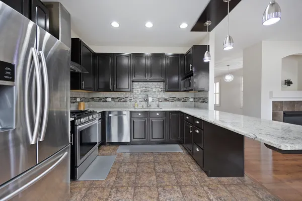 $449,000 | 4188 Milford Lane, Aurora, IL 60504