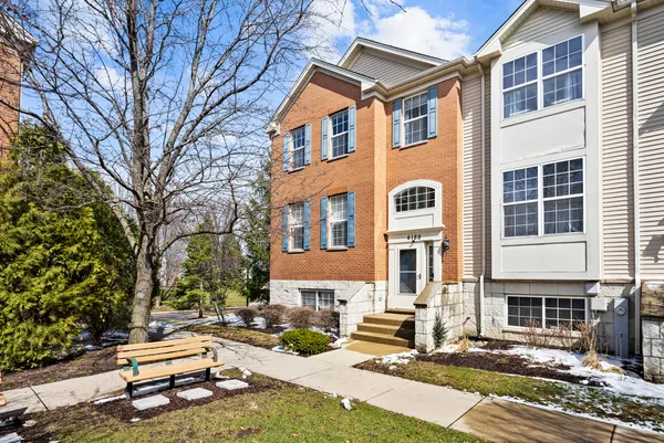 $449,000 | 4188 Milford Lane, Aurora, IL 60504