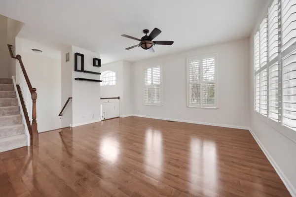 $449,000 | 4188 Milford Lane, Aurora, IL 60504