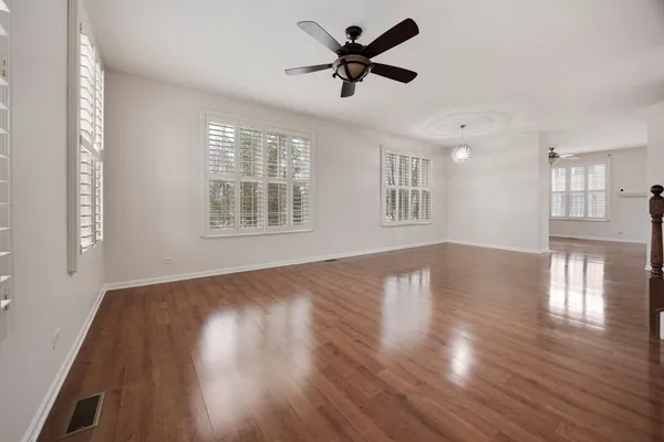 $449,000 | 4188 Milford Lane, Aurora, IL 60504