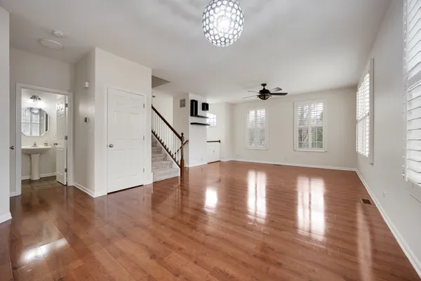 $449,000 | 4188 Milford Lane, Aurora, IL 60504