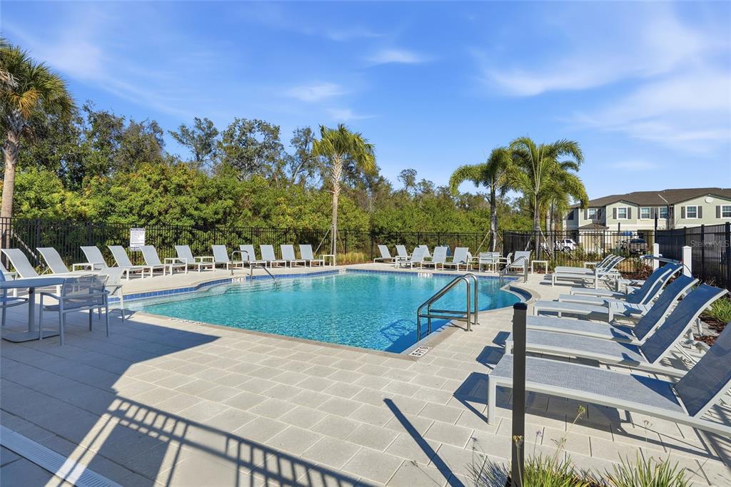 282 27th Street Southeast Ruskin, FL 33570 - Photo 32 of 34