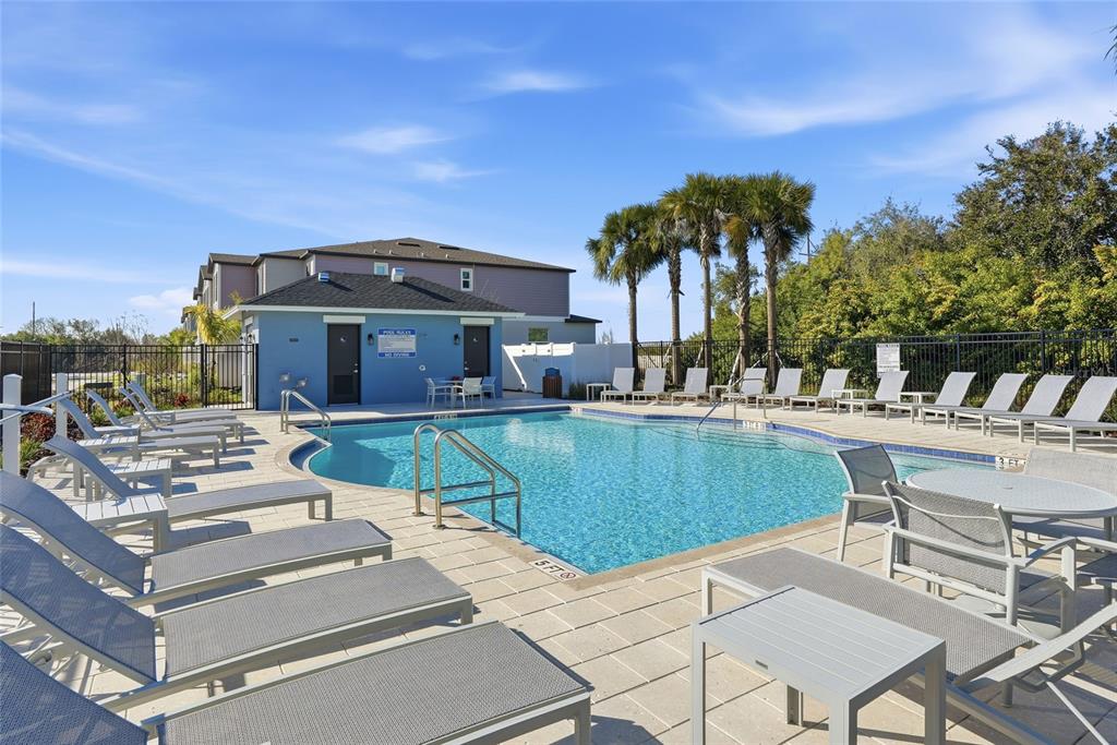 282 27th Street Southeast Ruskin, FL 33570 - Photo 33 of 34