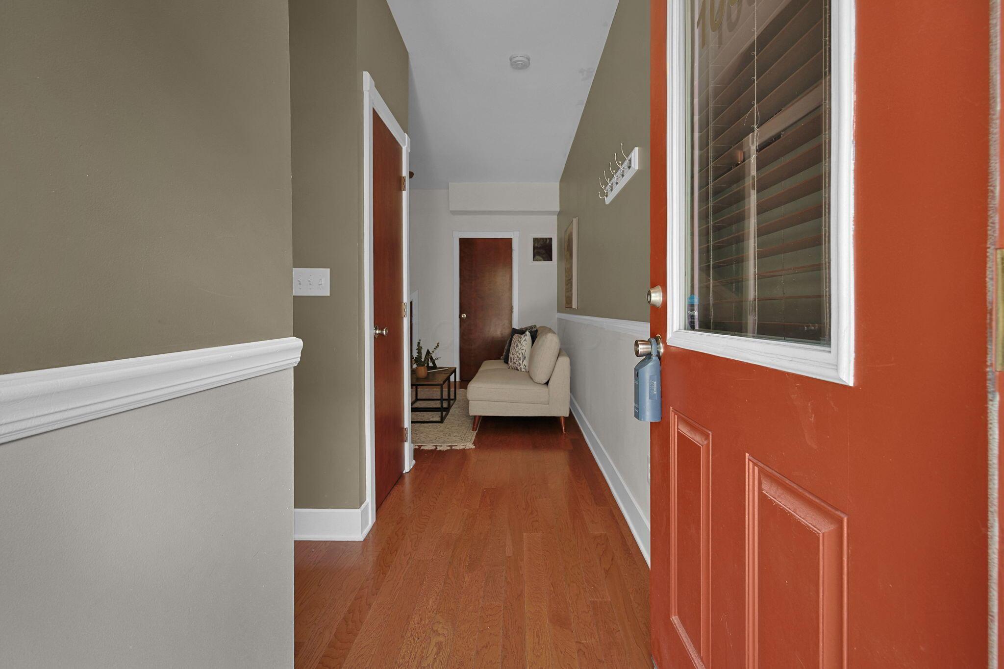 1096 Perry Street, Unit B Columbus, OH 43201 - Photo 6 of 33 3-web-or-mls-1096-perry-st-b