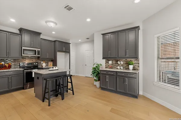 $345,000 | 10322 Alsfeld Ranch, Helotes, TX 78023