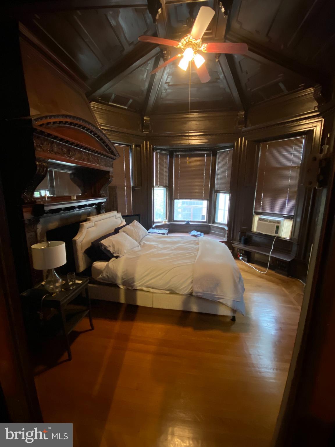 1818 Spruce Street, Unit 2R Philadelphia, PA 19103 - Photo 10 of 13